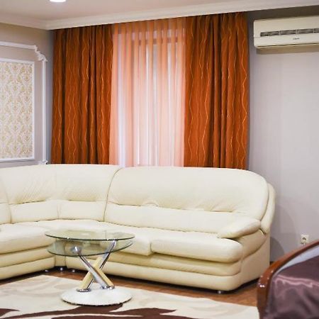 Sky Luxe Hotel Астана Екстер'єр фото