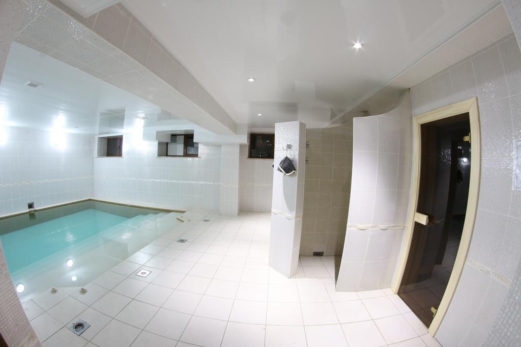 Sky Luxe Hotel Астана Екстер'єр фото